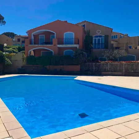 T2 - Piscine, Parking & Terrasse شقة *