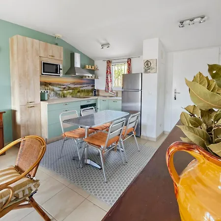 T2 - Piscine, Parking & Terrasse شقة *