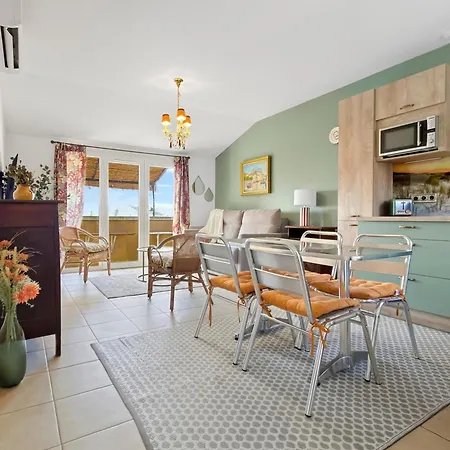 Apartment T2 - Piscine, Parking & Terrasse Cogolin